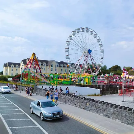 Salthill - Quiet & Relaxing * Galway